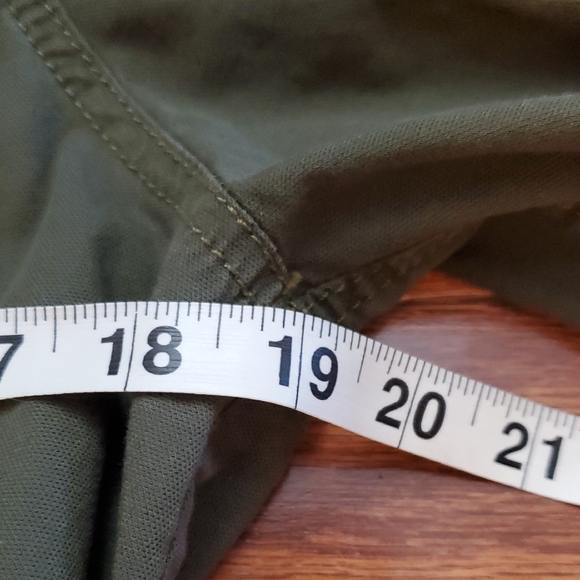 Cabi army green anorak jacket Coat Tan trim on pockets Size Small Fall Spring - Picture 5 of 13
